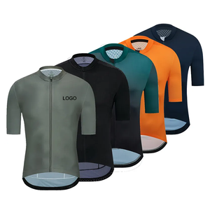 Short Sleeves Cycling Jersey Private logo Design 3 Back Pockets Anti slip Gripper Hem